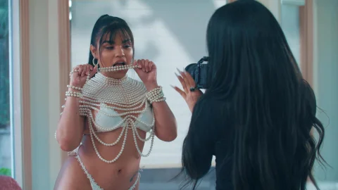 Transfixed: Pussy-to-Mouth Princesses on Display
