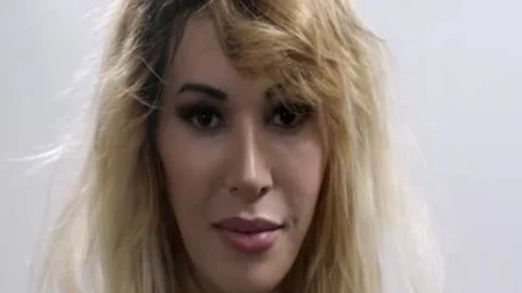 Ts Jessica Tries engulfing guys pecker