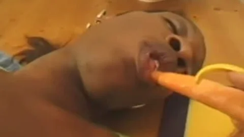 tranny With The long Nails - totally taut