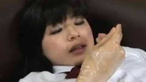 Futanari Mother And NOT her Daughter