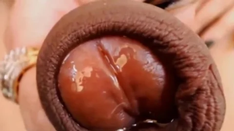 Succulent shemale Stimulates Herself With sex dildo