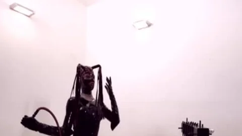 ladyman In Latex Bodysuit