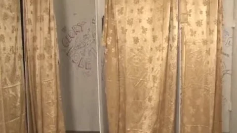 ladyboy Diamond Dixon - Glory hole Surpri